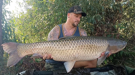 Max mit einen schönen 16,5kg Amur